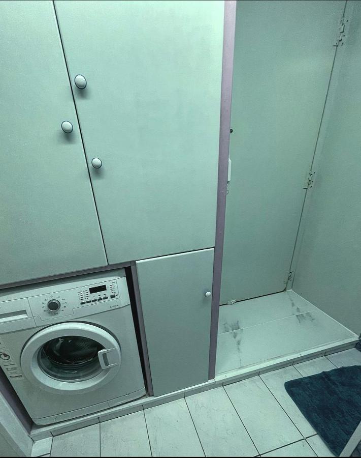 פרוטאראס Comfortable, Modern Studio Apartment מראה חיצוני תמונה